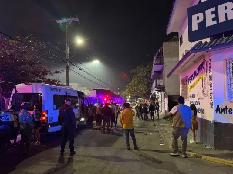 RIÑA FUTBOLERA DEJA UN MUERTO EN BOCA DEL RIO