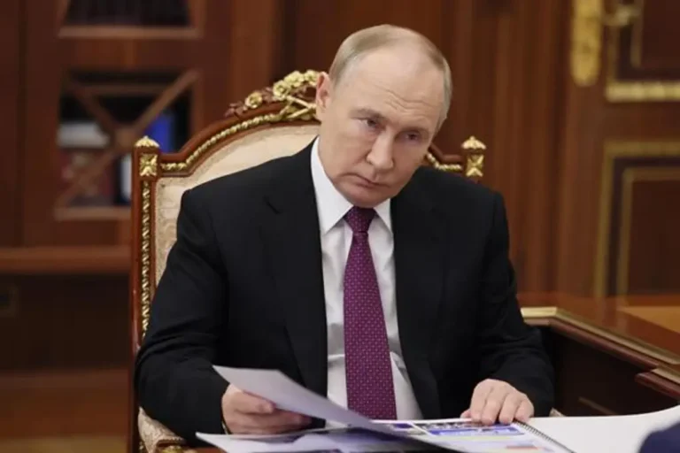 Muerte de Jameneí ‘violó todas las normas’: Putin condenó ataque de EU a Irán