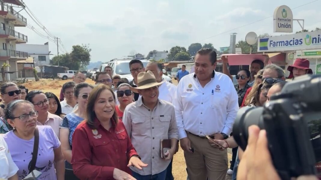 Llega a Acayucan la gobernadora del estado Rocio Nahle.