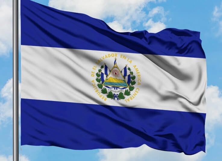 El Salvador aprueba cadena perpetua para menores criminales