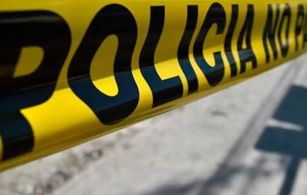Camioneta explota tras salir del AIFA, muere presunto operador criminal